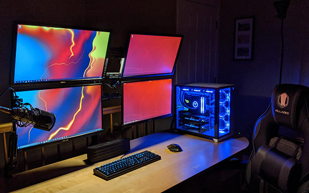 видеостена 4 монитора с мощным пк и графической видеокартой GEFORCE RTX 3080